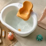 Siege bain bebe et transat, anneau de bain pour bébé dans la baignoire